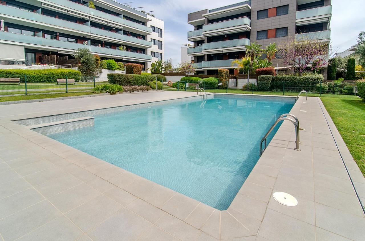 Sitges Spaces Garden Paradise 3 Bedroom, 3 Bathroom, Huge Private Garden-Terrace, Pool- Sleeps Up To 8 Exterior foto