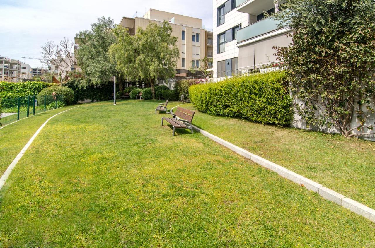 Sitges Spaces Garden Paradise 3 Bedroom, 3 Bathroom, Huge Private Garden-Terrace, Pool- Sleeps Up To 8 Exterior foto
