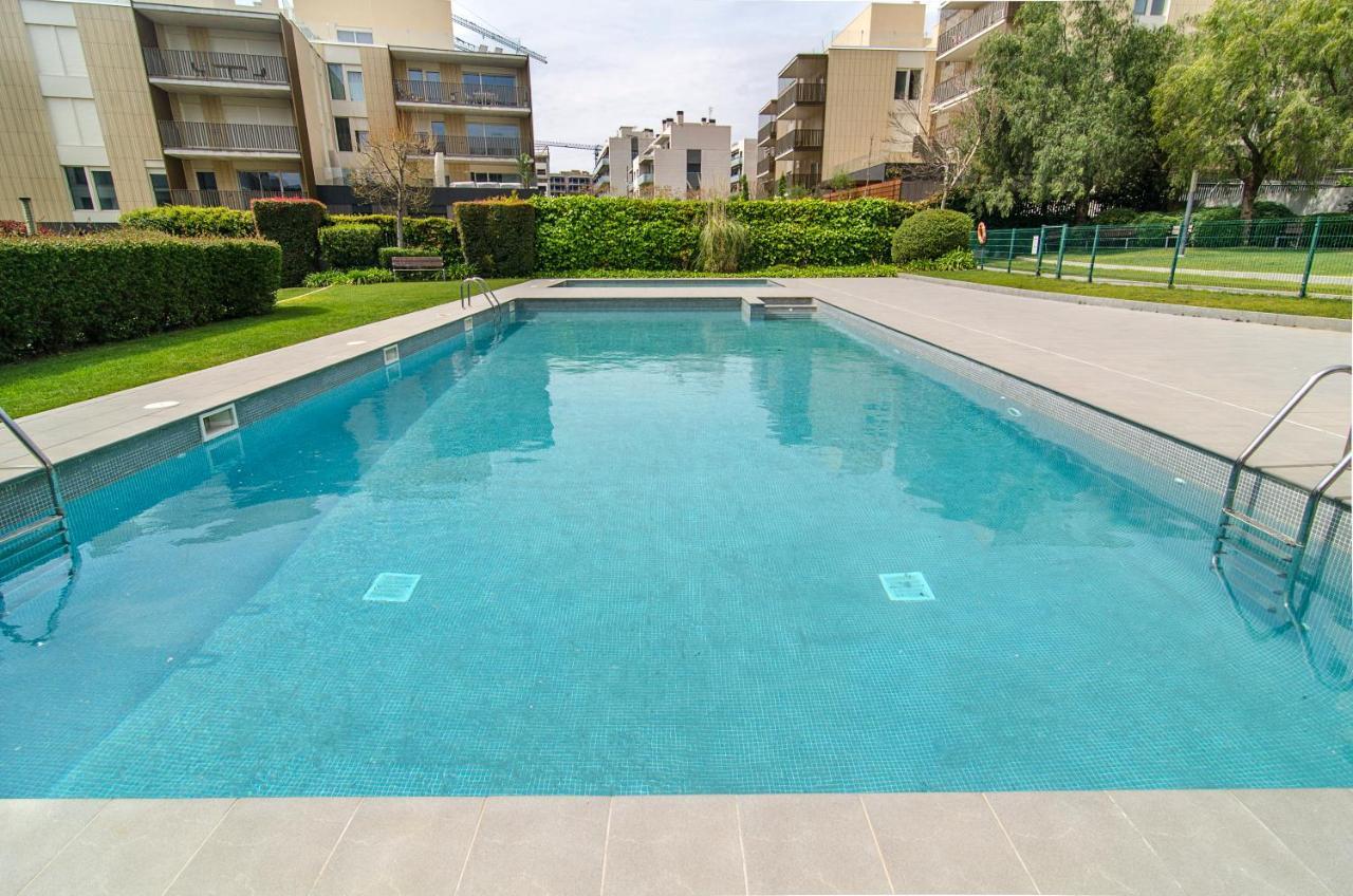 Sitges Spaces Garden Paradise 3 Bedroom, 3 Bathroom, Huge Private Garden-Terrace, Pool- Sleeps Up To 8 Exterior foto