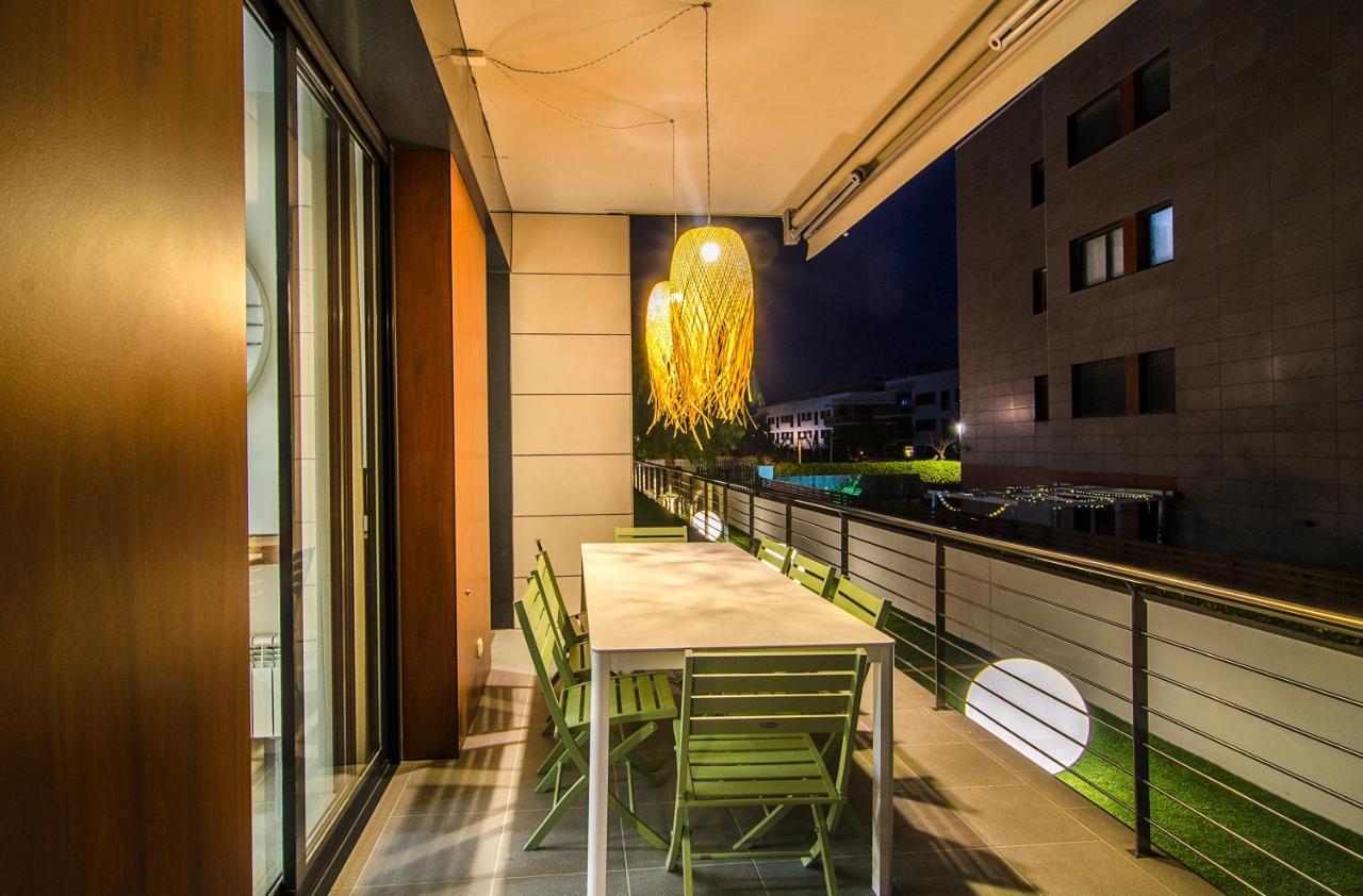 Sitges Spaces Garden Paradise 3 Bedroom, 3 Bathroom, Huge Private Garden-Terrace, Pool- Sleeps Up To 8 Exterior foto