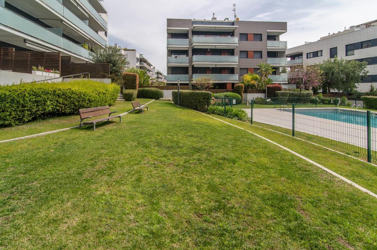 Sitges Spaces Garden Paradise 3 Bedroom, 3 Bathroom, Huge Private Garden-Terrace, Pool- Sleeps Up To 8 Exterior foto