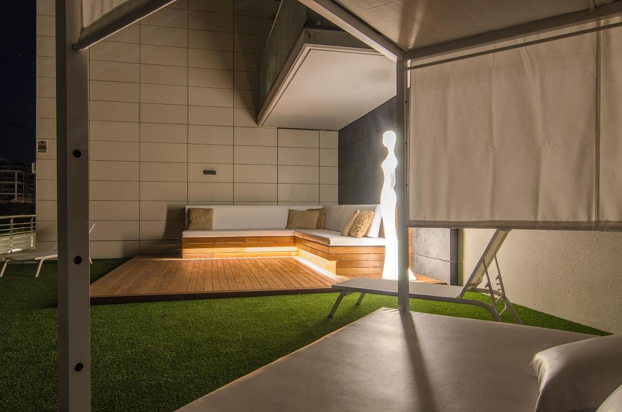 Sitges Spaces Garden Paradise 3 Bedroom, 3 Bathroom, Huge Private Garden-Terrace, Pool- Sleeps Up To 8 Exterior foto
